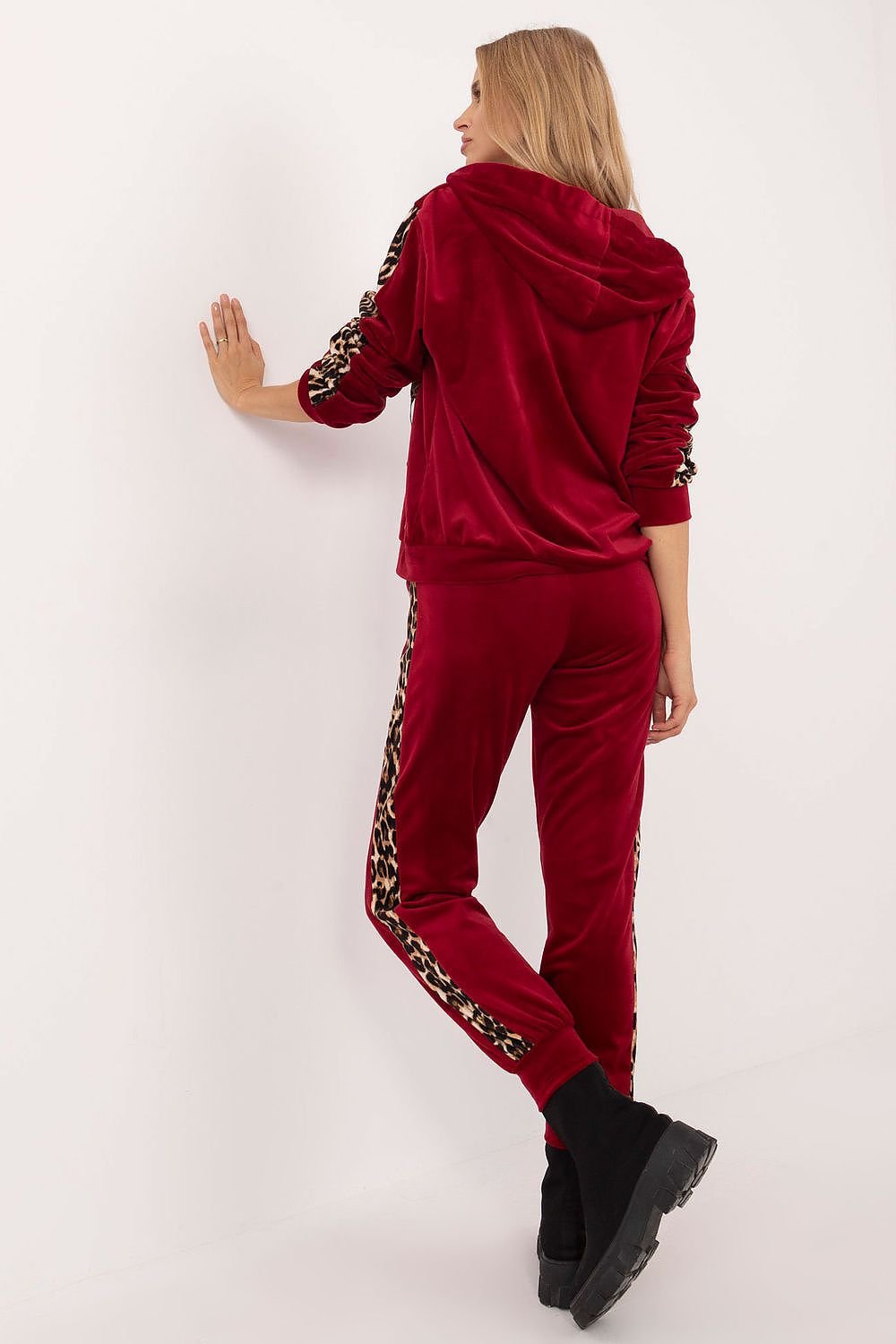 The set model 201595 Italy Moda