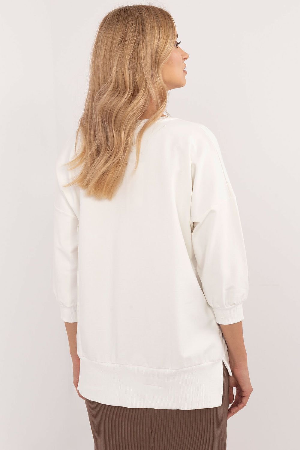 Blouse model 201831 Relevance