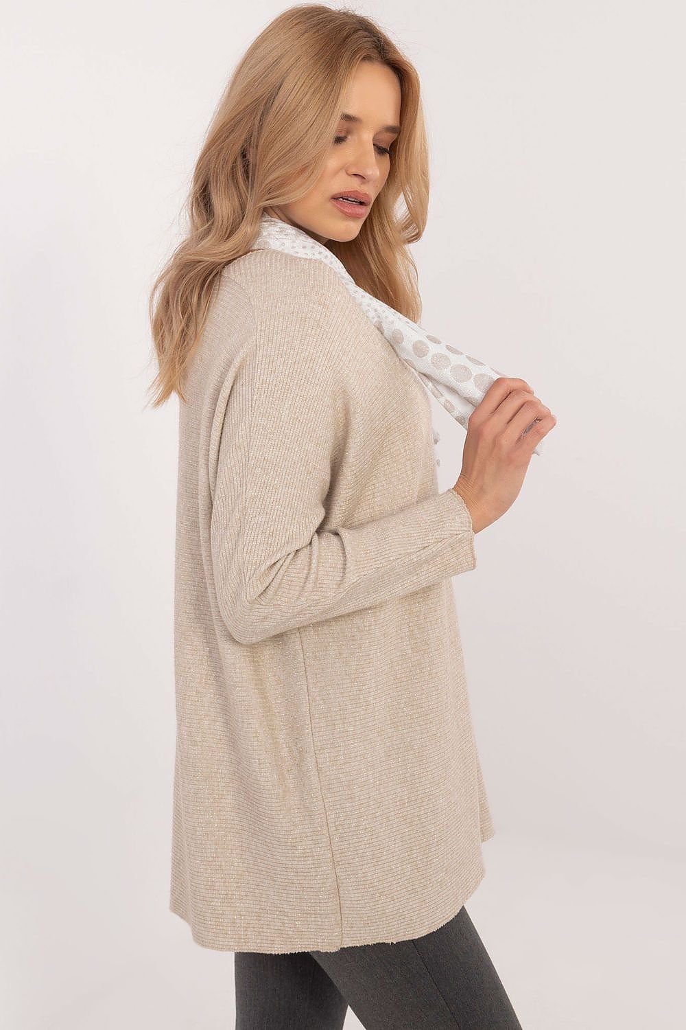 Sweater model 202910 Italy Moda