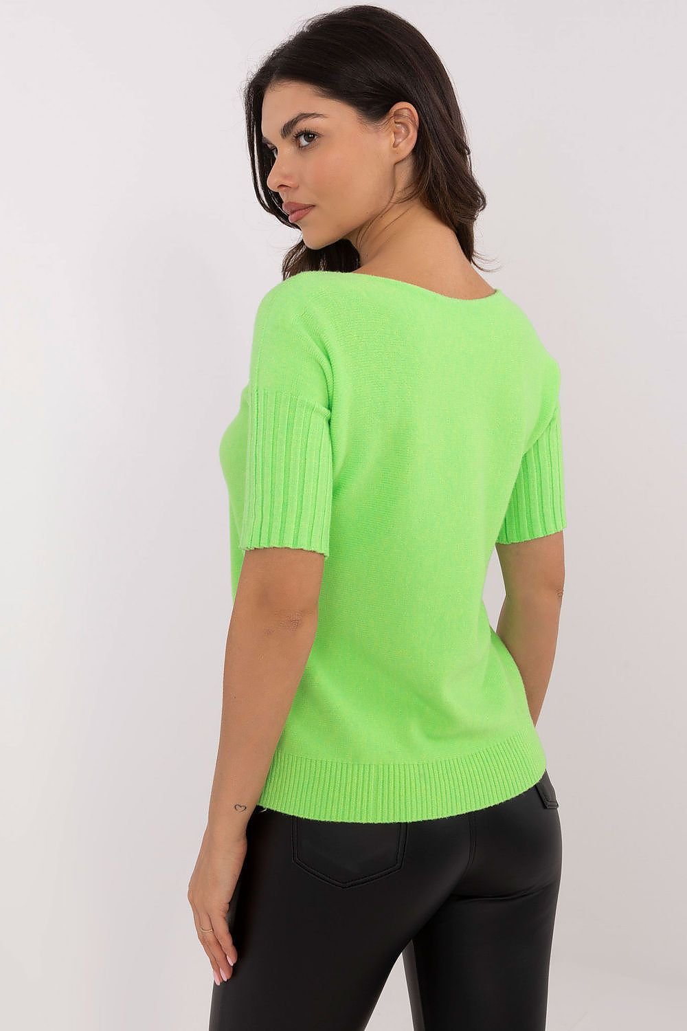 Short-sleeved sweater model 203808 Italy Moda