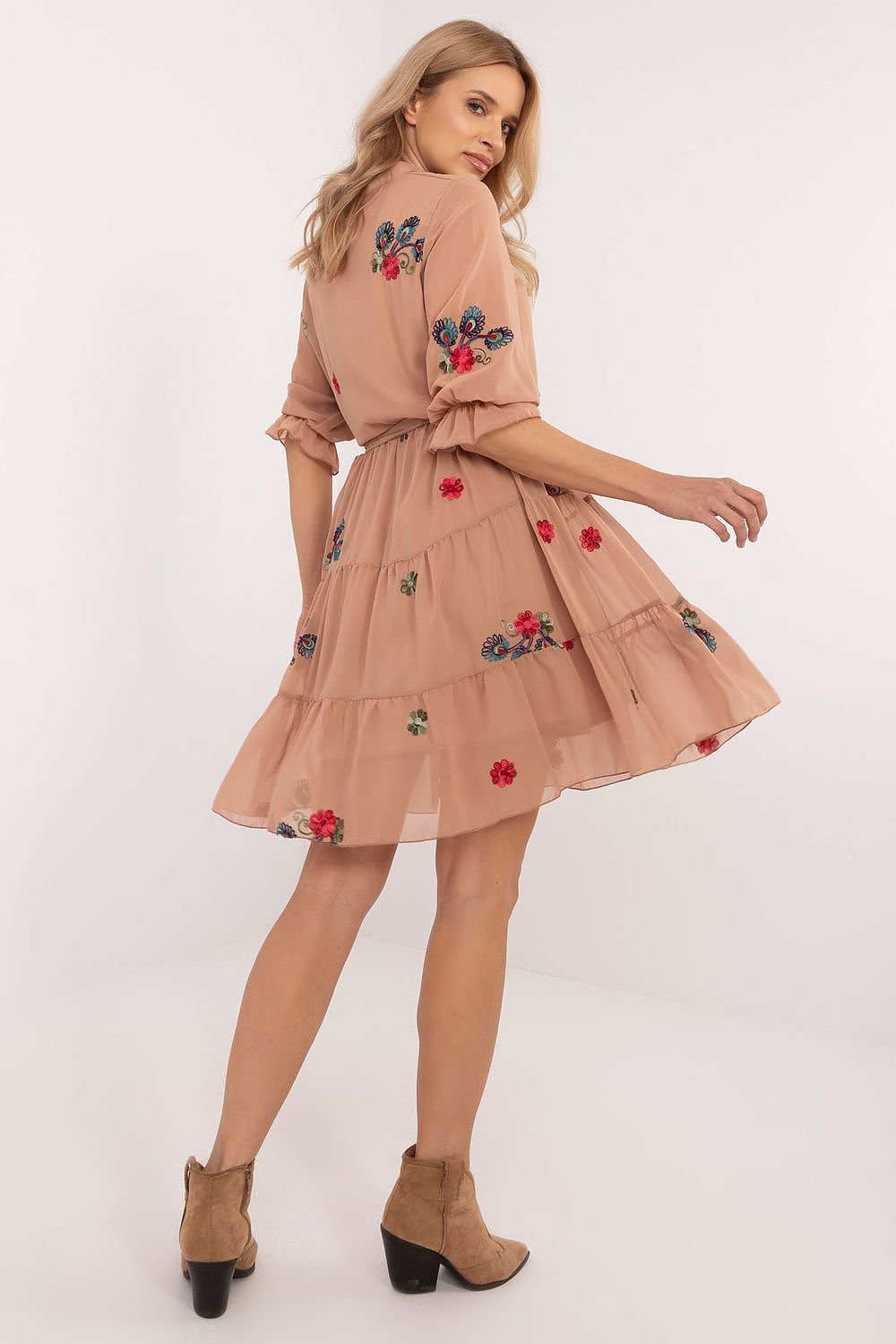 Day dress model 203866 Lakerta