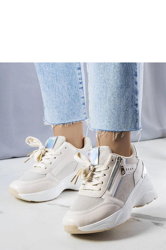 Baskets model 207114 Solea