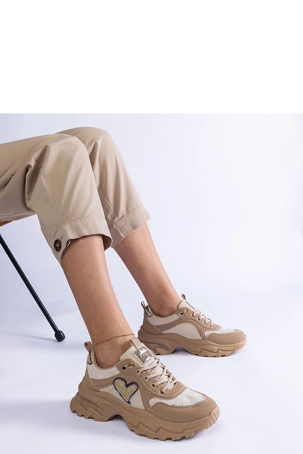 Baskets model 207135 Solea