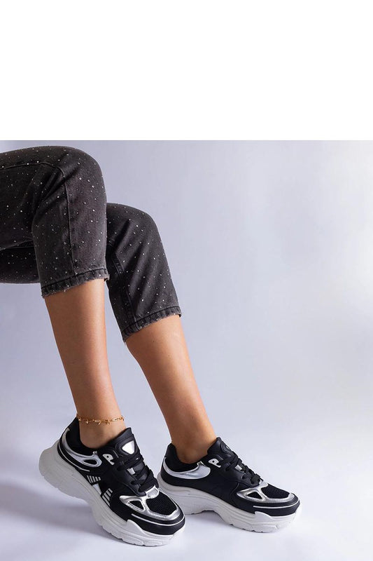 Baskets model 207160 Solea