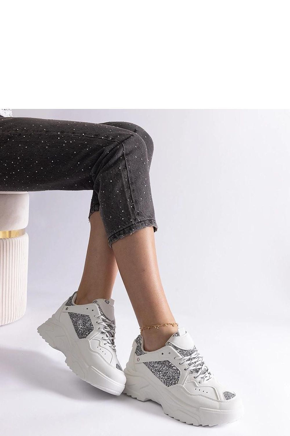 Baskets model 207177 Solea