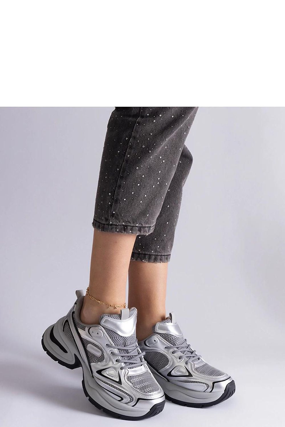 Baskets model 207179 Solea