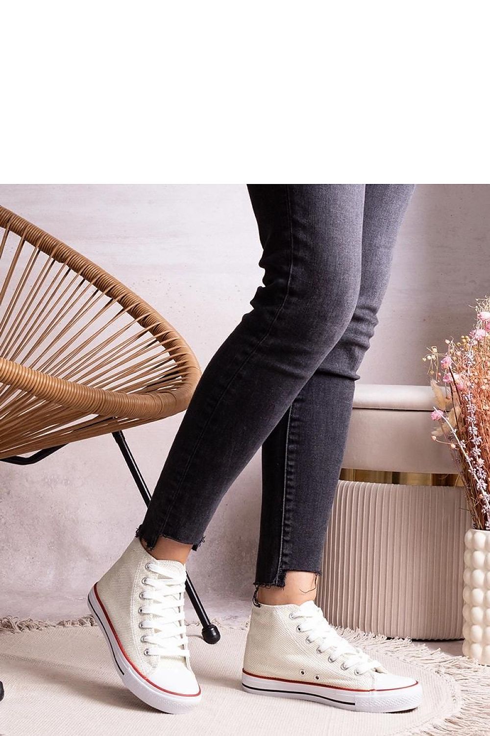 Baskets model 207210 Solea