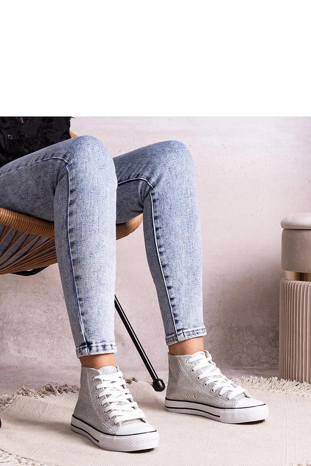 Baskets model 207211 Solea