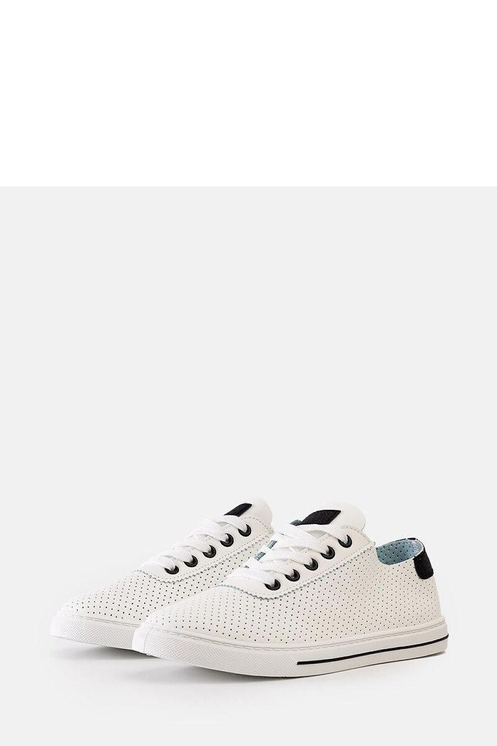 Baskets model 207259 Solea
