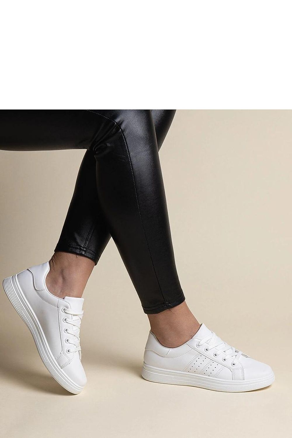 Baskets model 207315 Solea