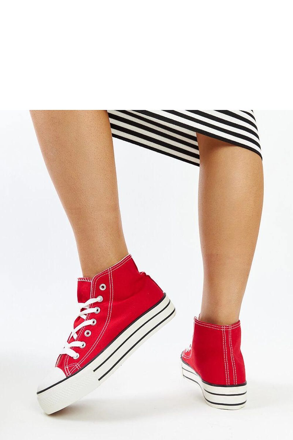 Baskets model 207393 Solea