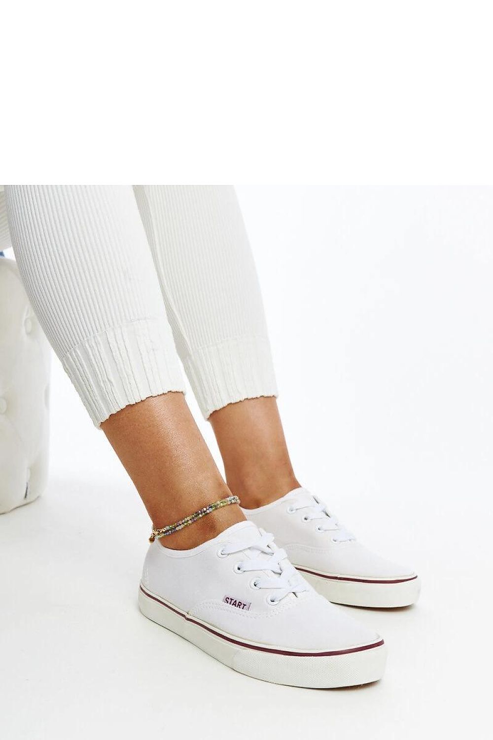 Baskets model 207395 Solea