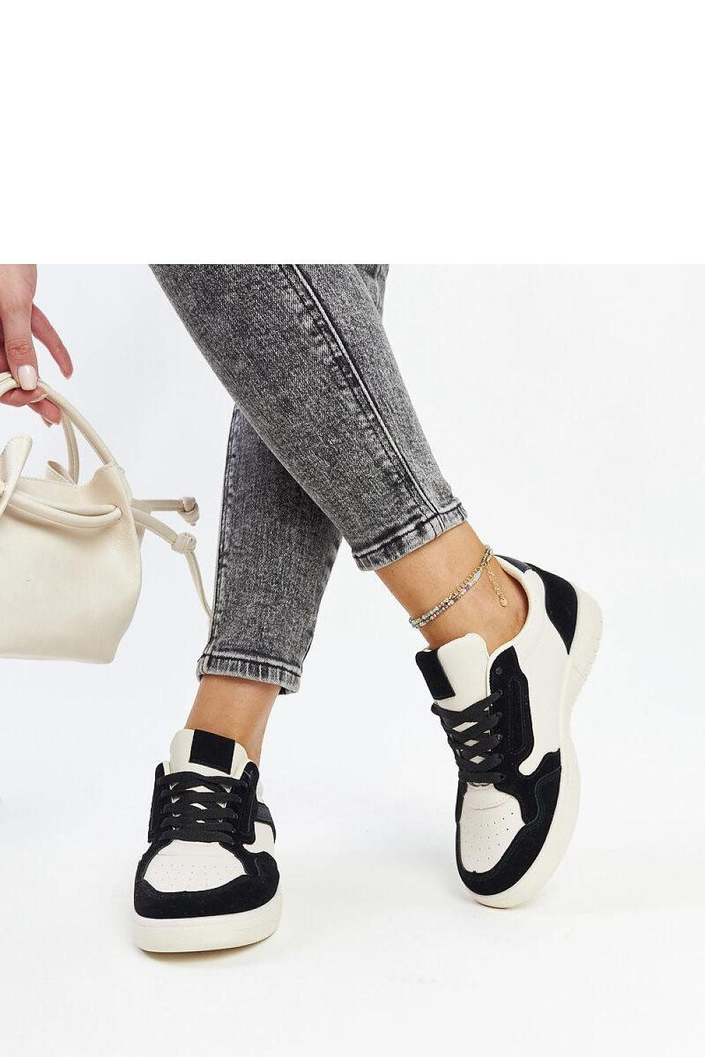 Baskets model 207432 Solea