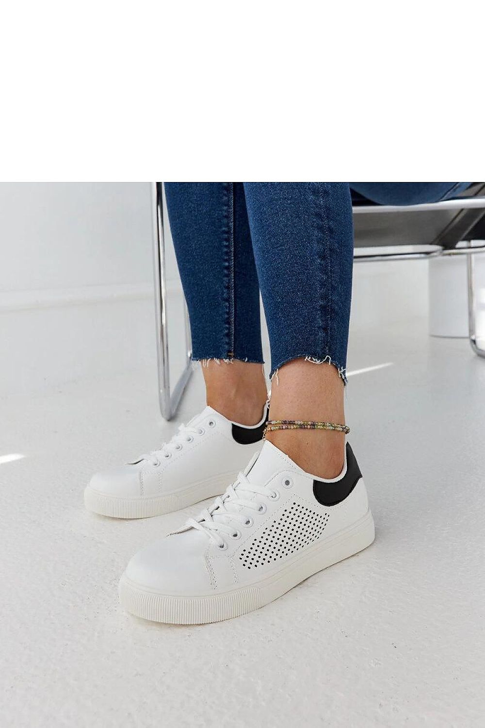 Baskets model 207477 Solea