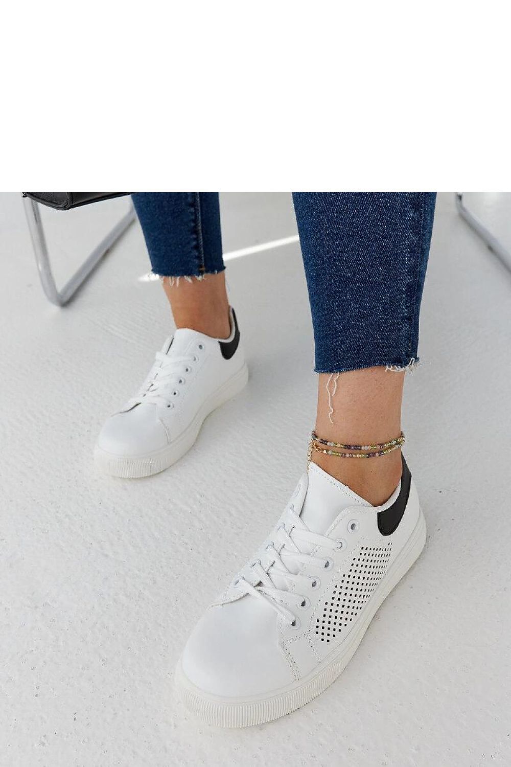 Baskets model 207477 Solea