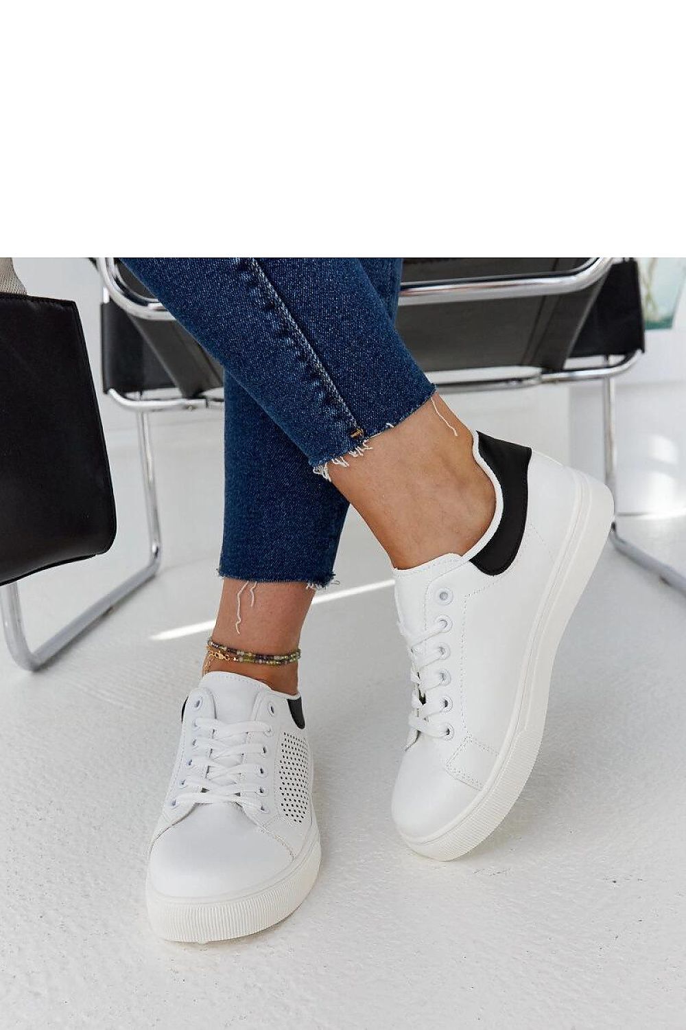 Baskets model 207477 Solea