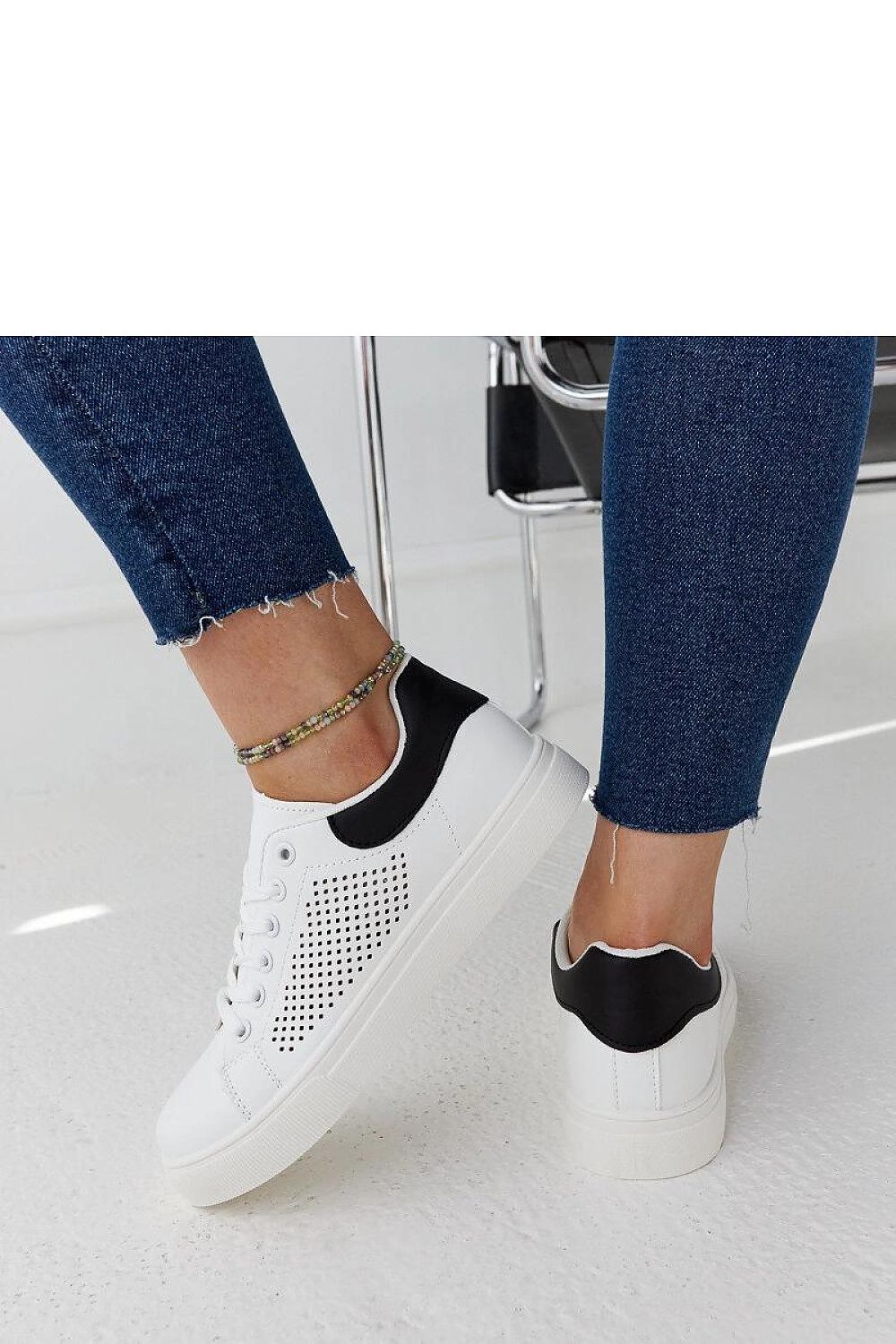 Baskets model 207477 Solea