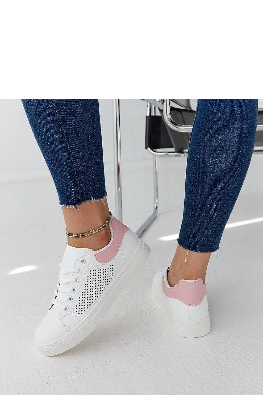 Baskets model 207478 Solea