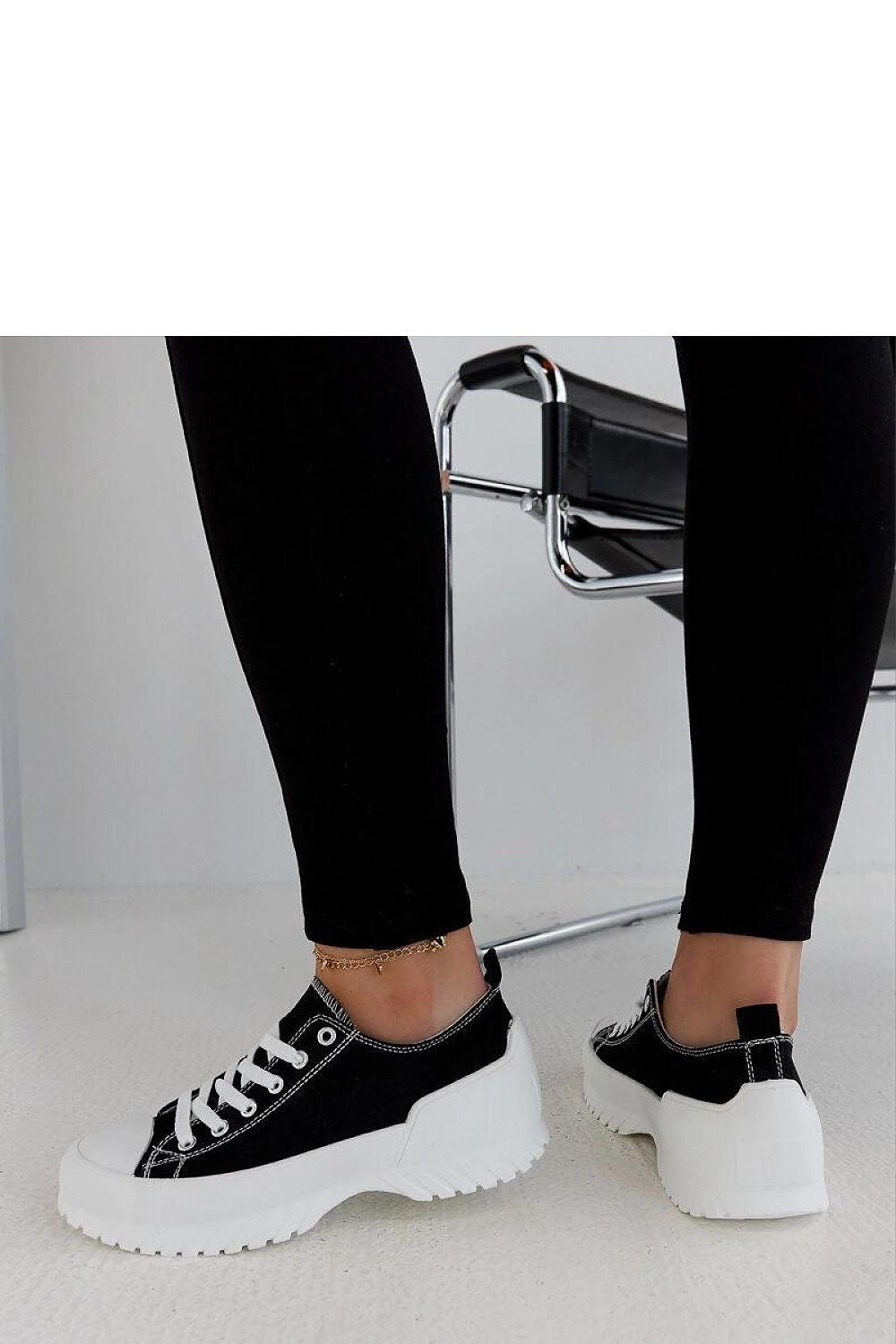 Baskets model 207547 Solea