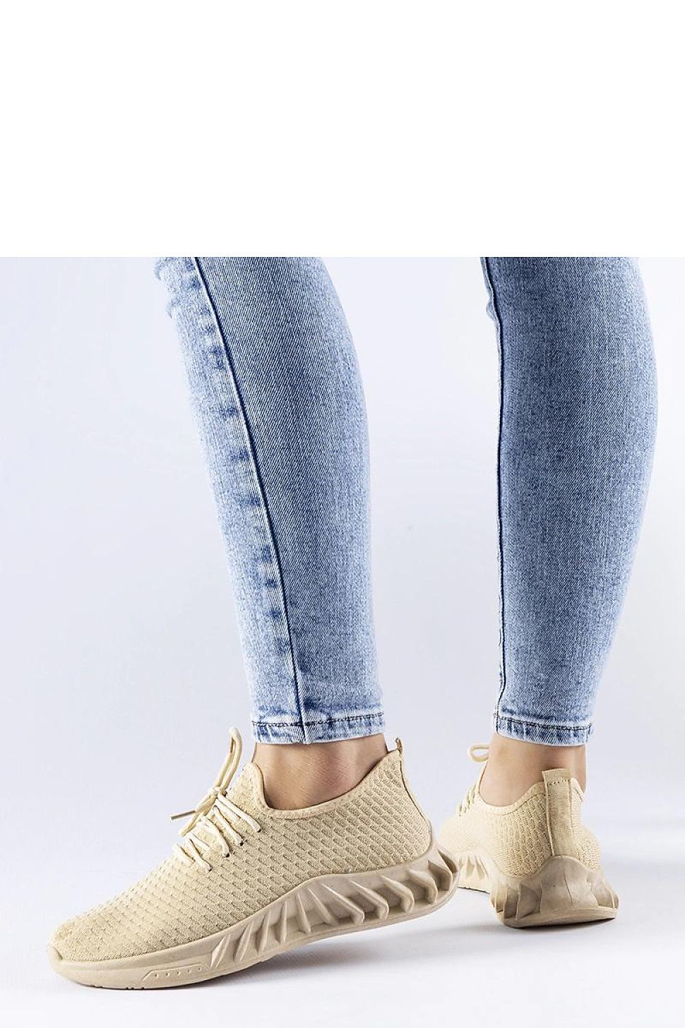 Baskets model 207588 Solea