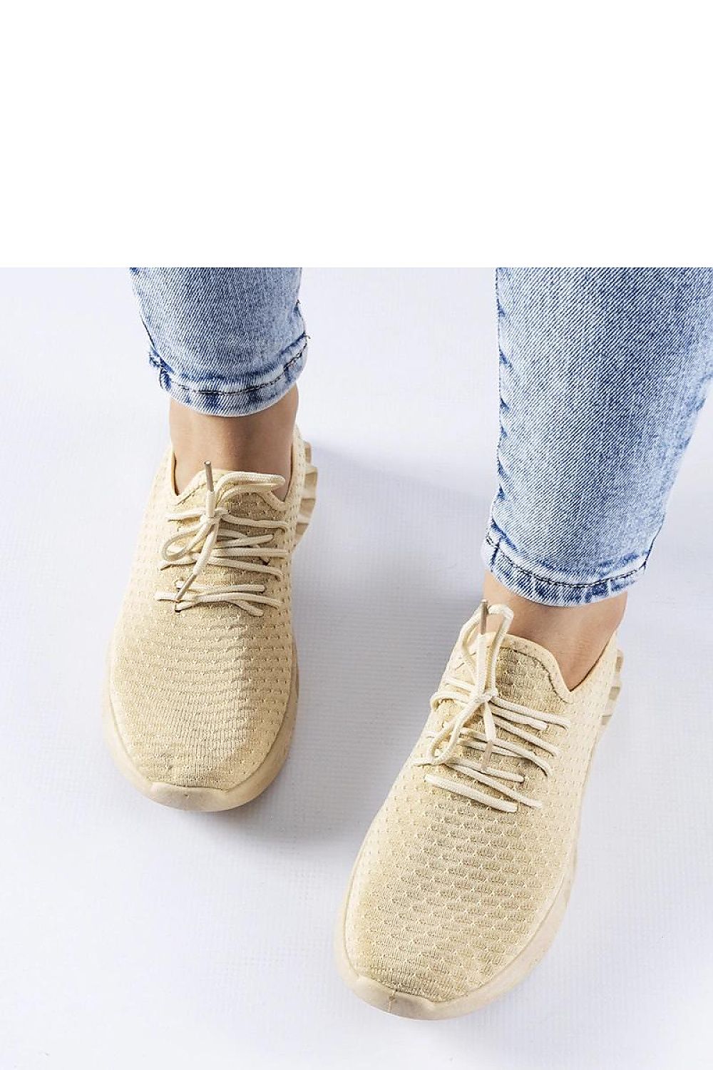 Baskets model 207588 Solea