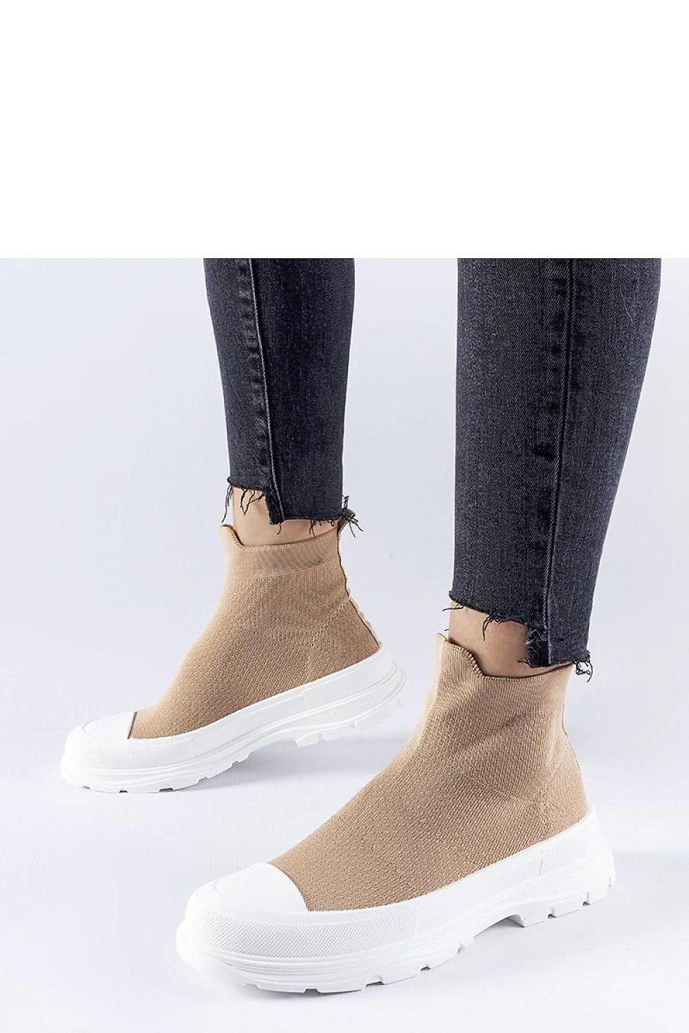 Baskets model 207589 Solea
