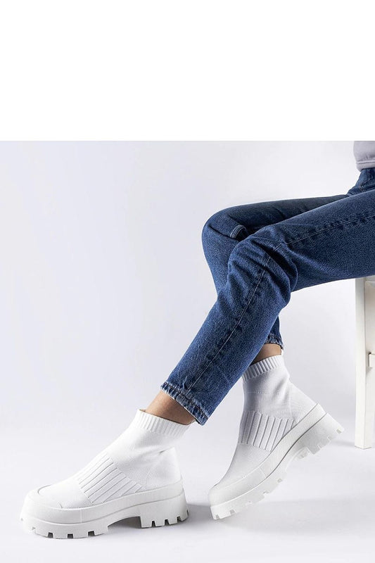 Baskets model 207606 Solea