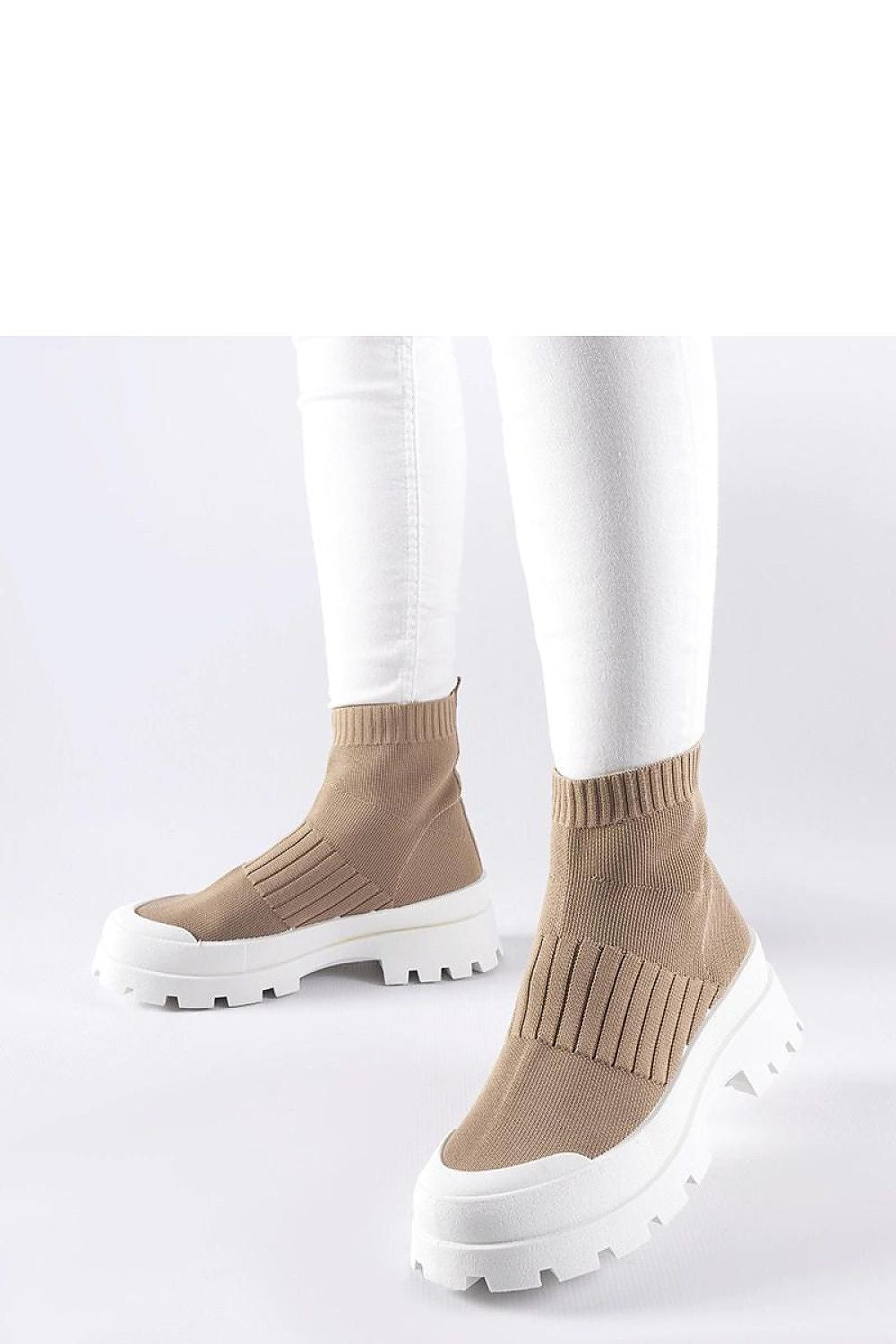 Baskets model 207607 Solea