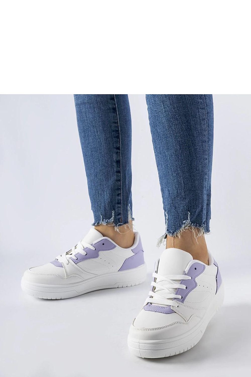 Baskets model 207653 Solea