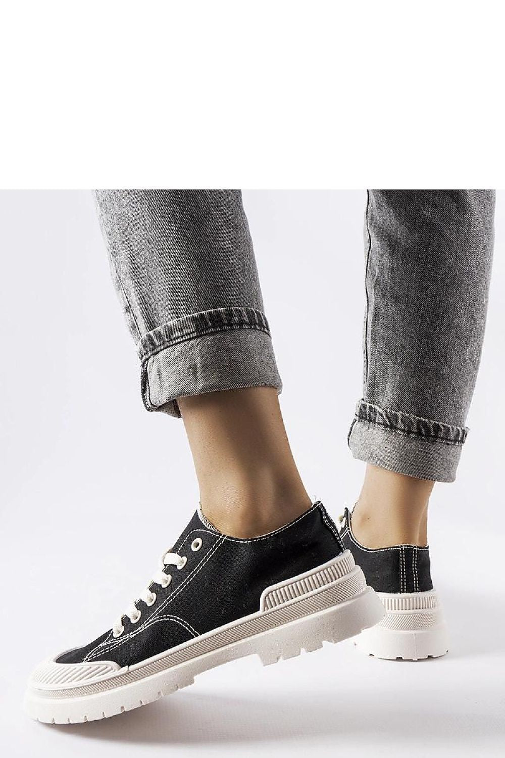 Baskets model 207705 Solea