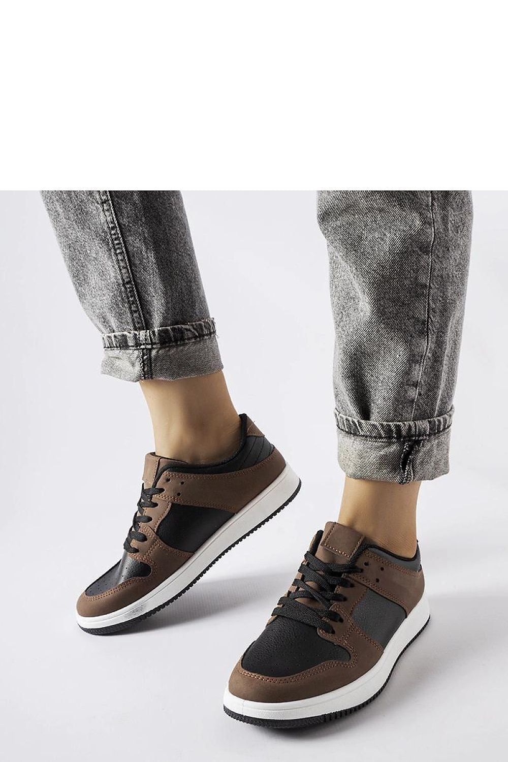 Baskets model 207707 Solea