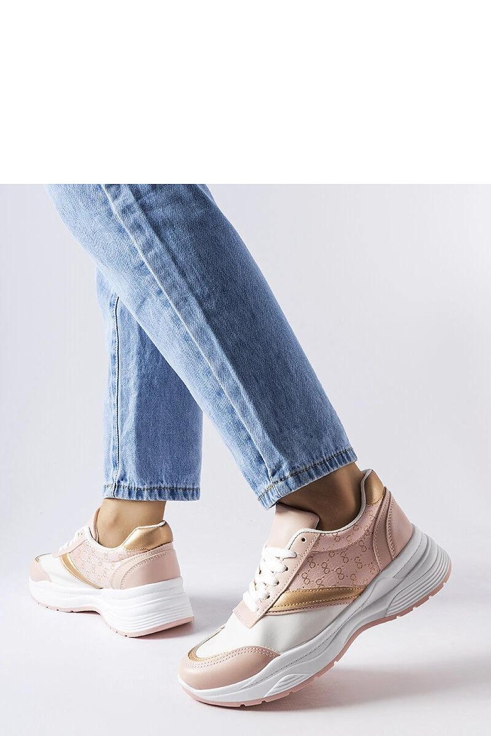 Baskets model 207729 Solea