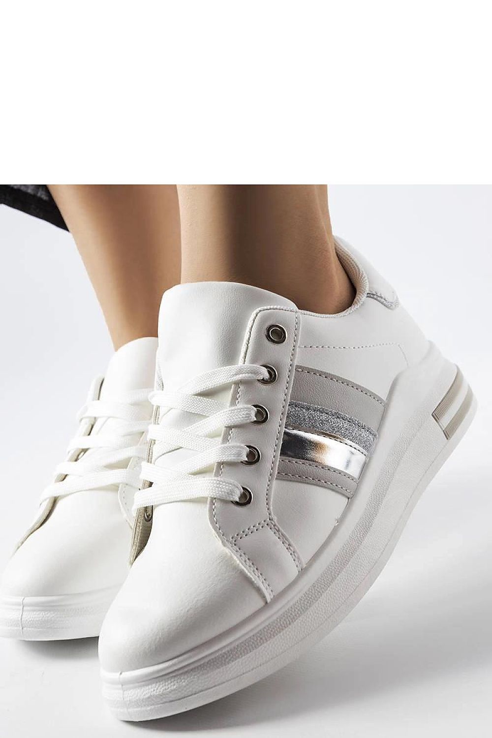 Baskets model 207878 Solea