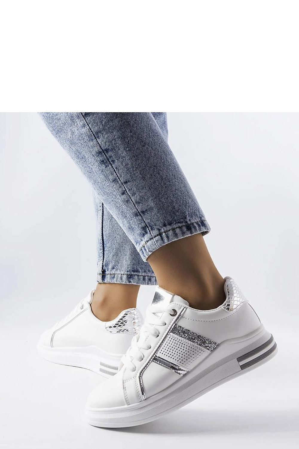 Baskets model 207883 Solea