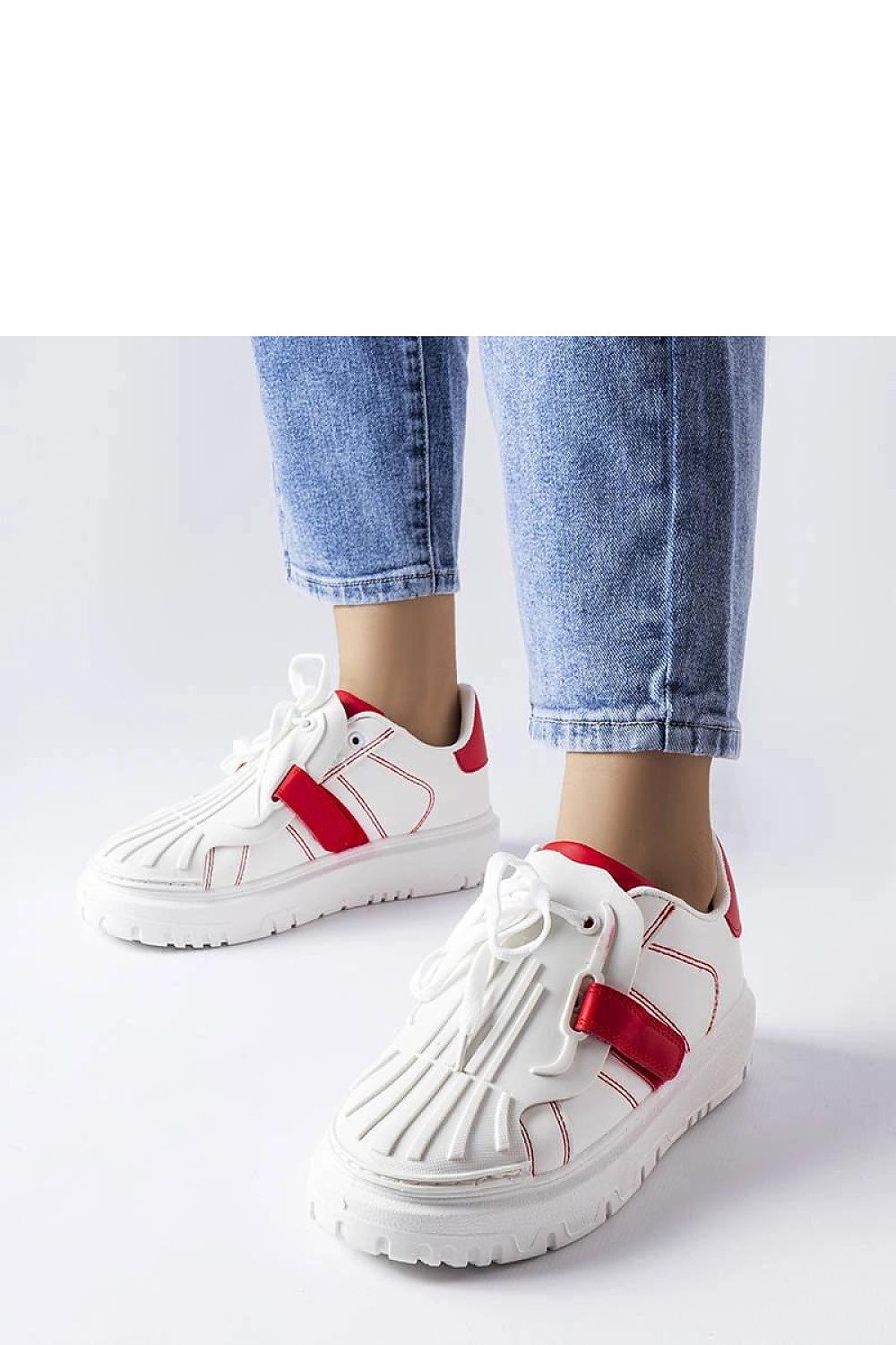 Baskets model 207901 Solea