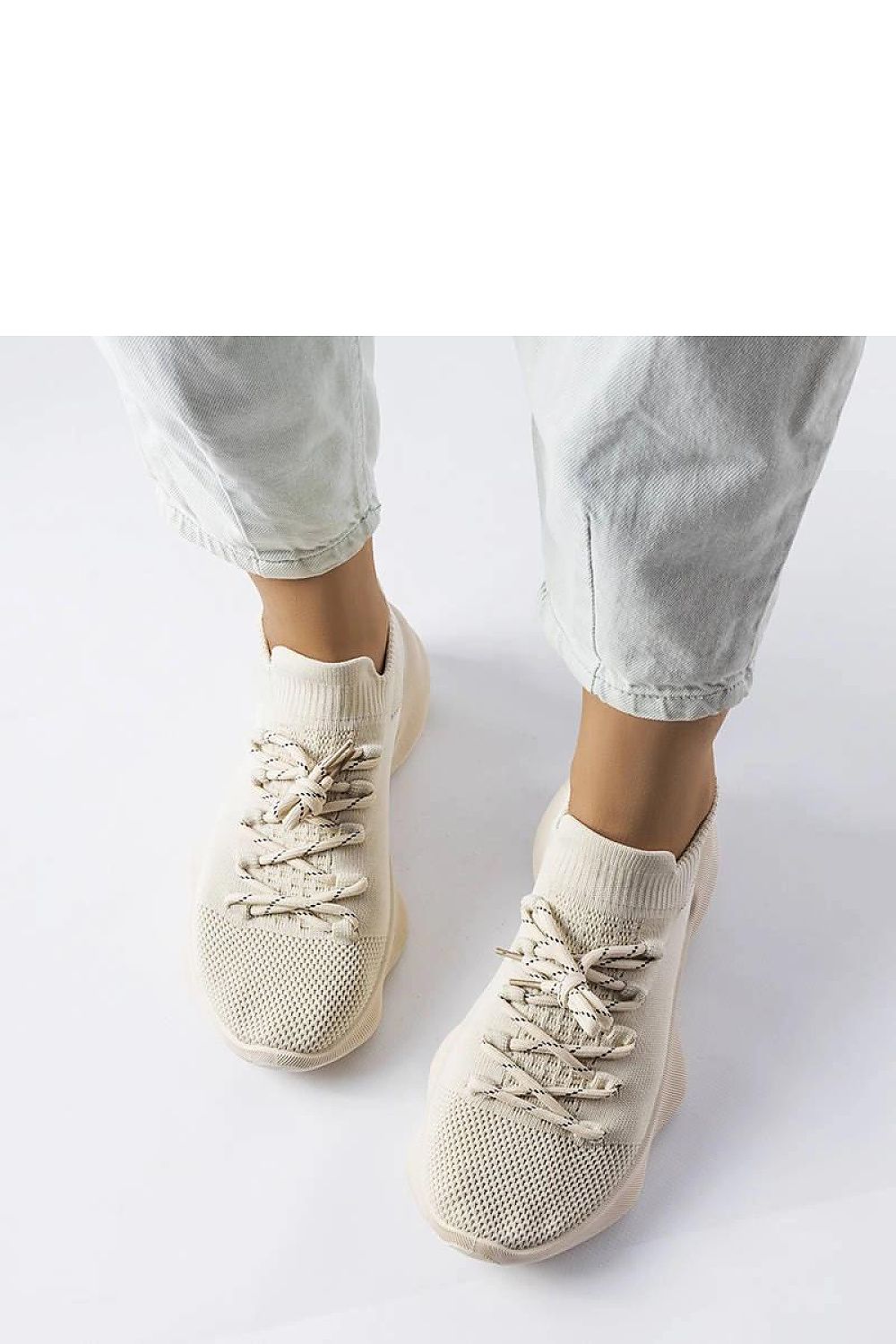 Baskets model 207903 Solea