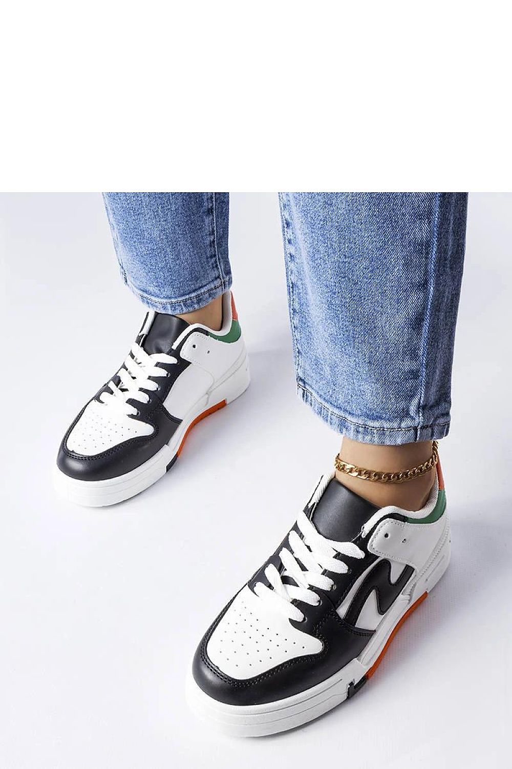 Baskets model 207907 Solea