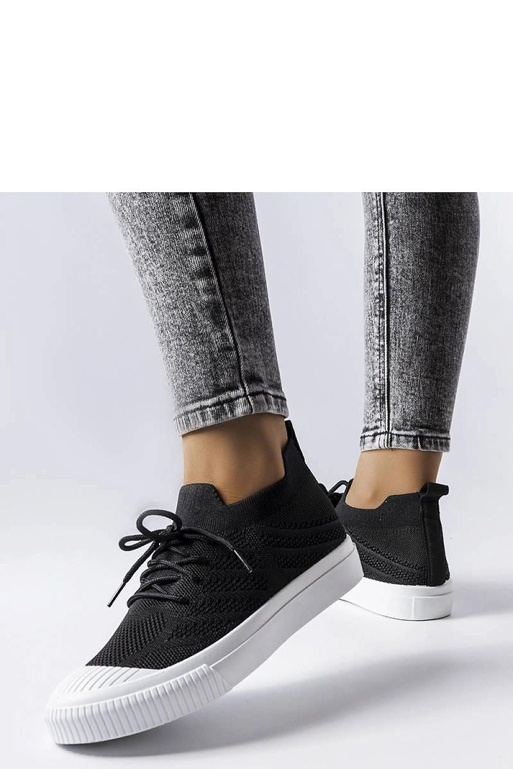 Baskets model 207939 Solea