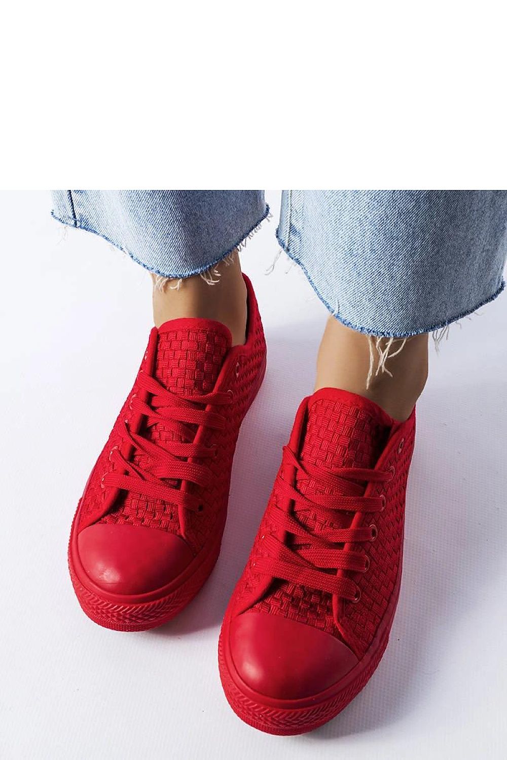 Baskets model 207953 Solea