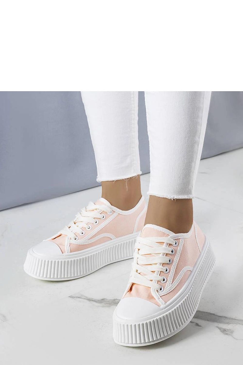 Baskets model 207991 Solea