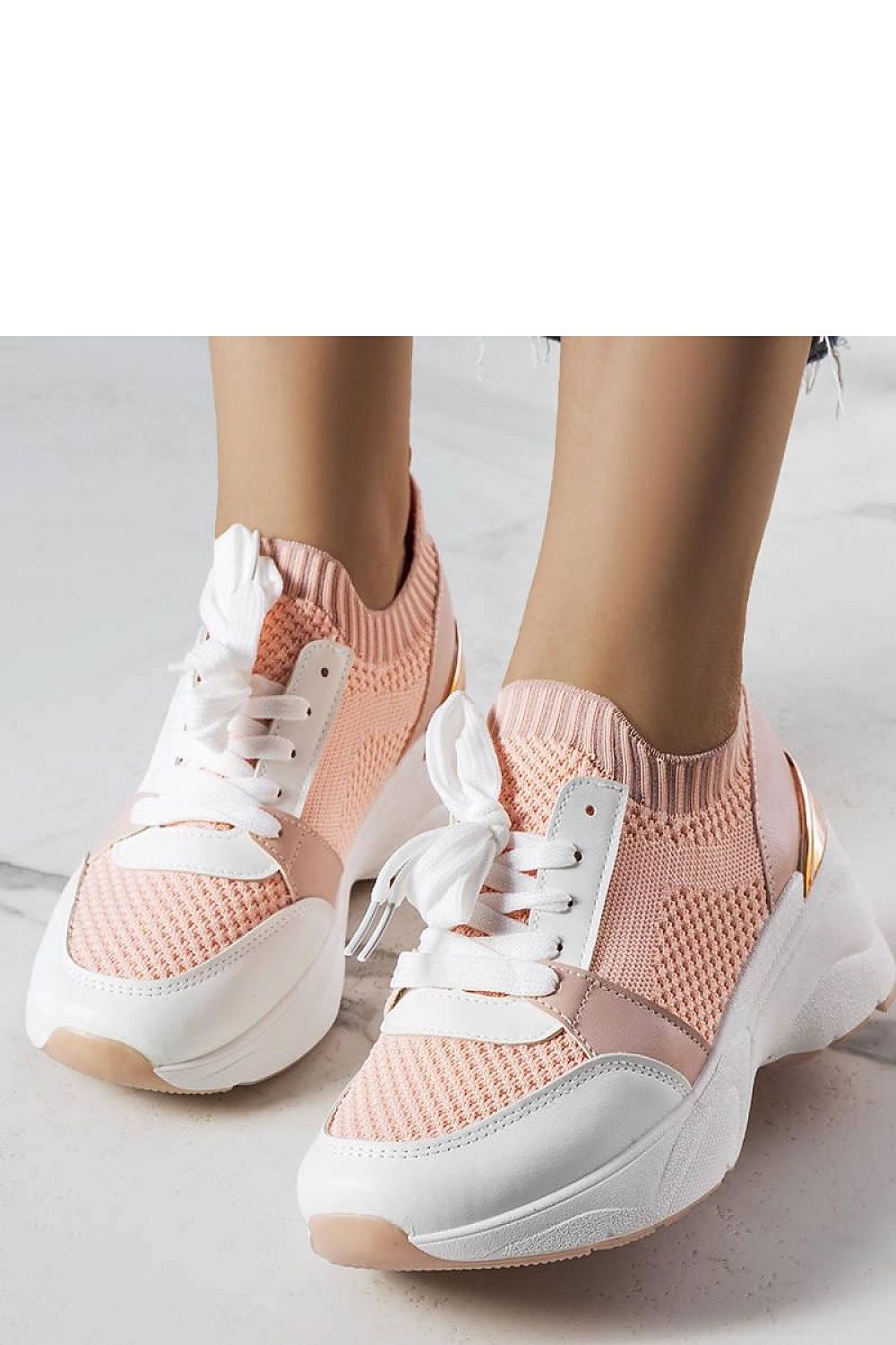 Baskets model 207992 Solea