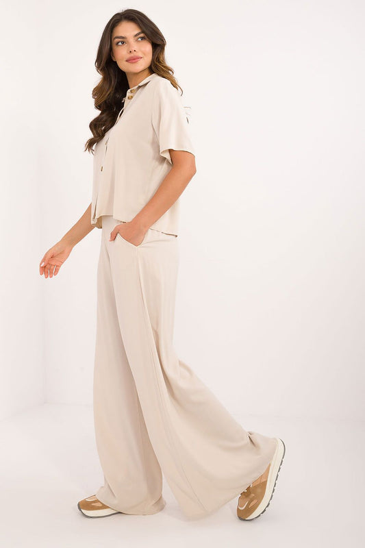 L`ensemble model 208647 Lakerta