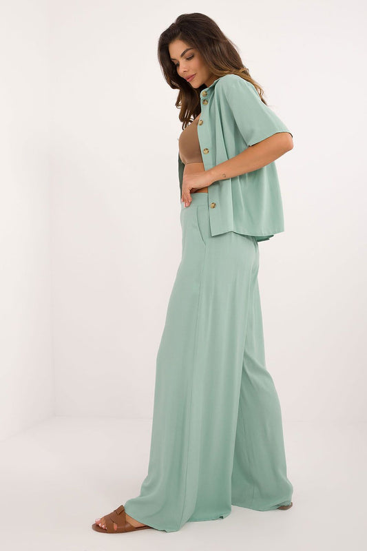 L`ensemble model 208649 Lakerta