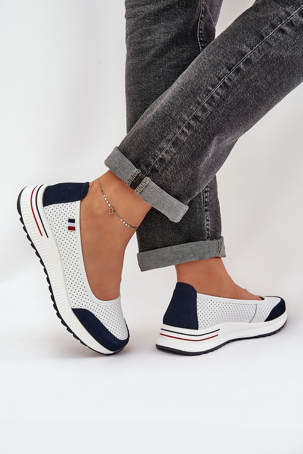 Ballerine model 208799 Step in style