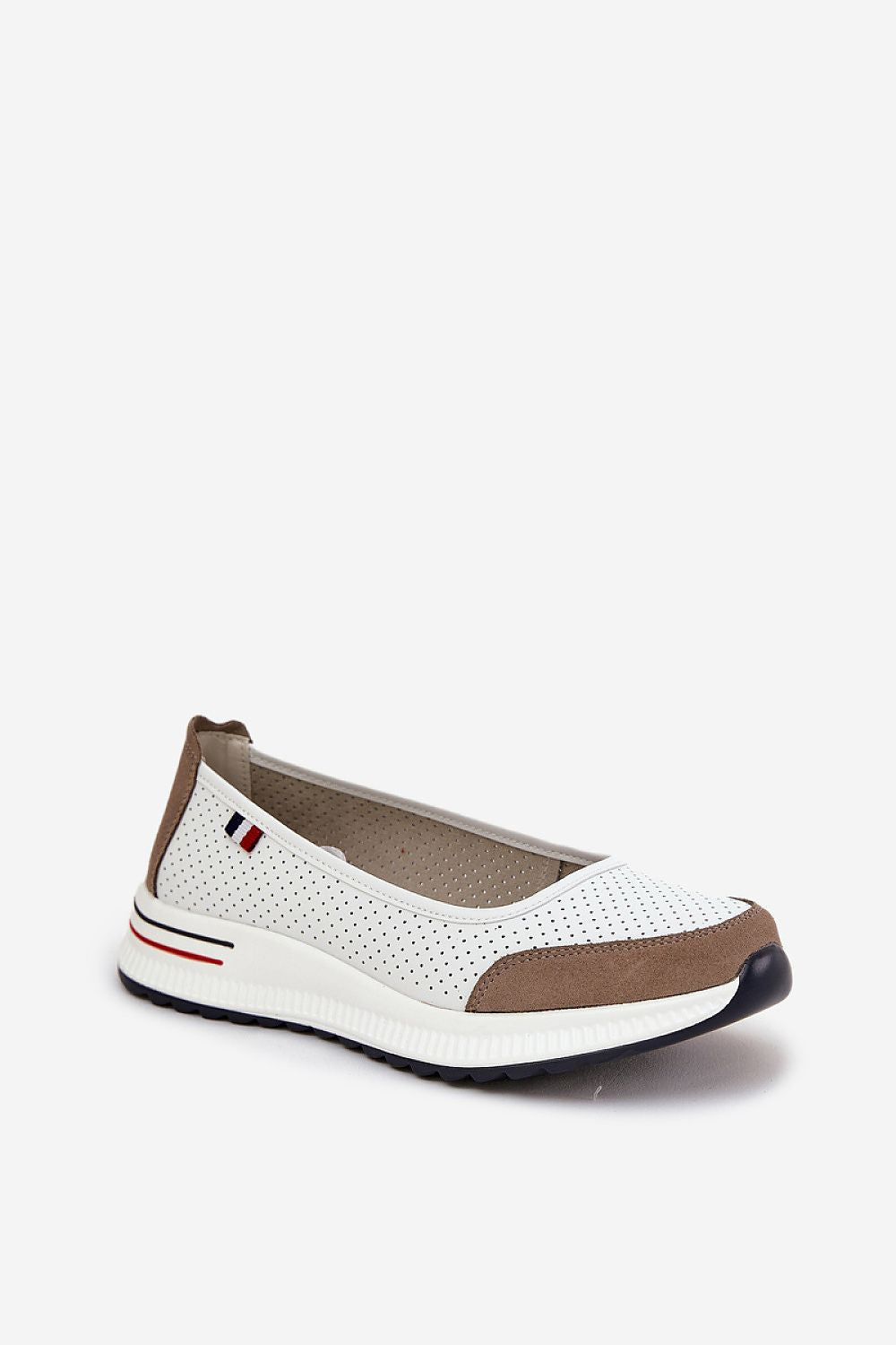 Ballerine model 208800 Step in style