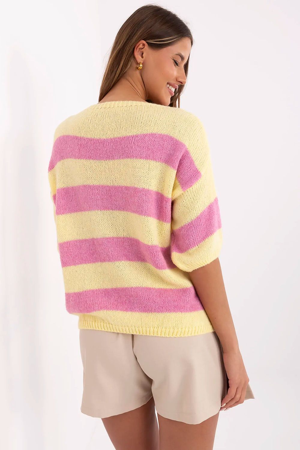 Chandail model 209483 Italy Moda