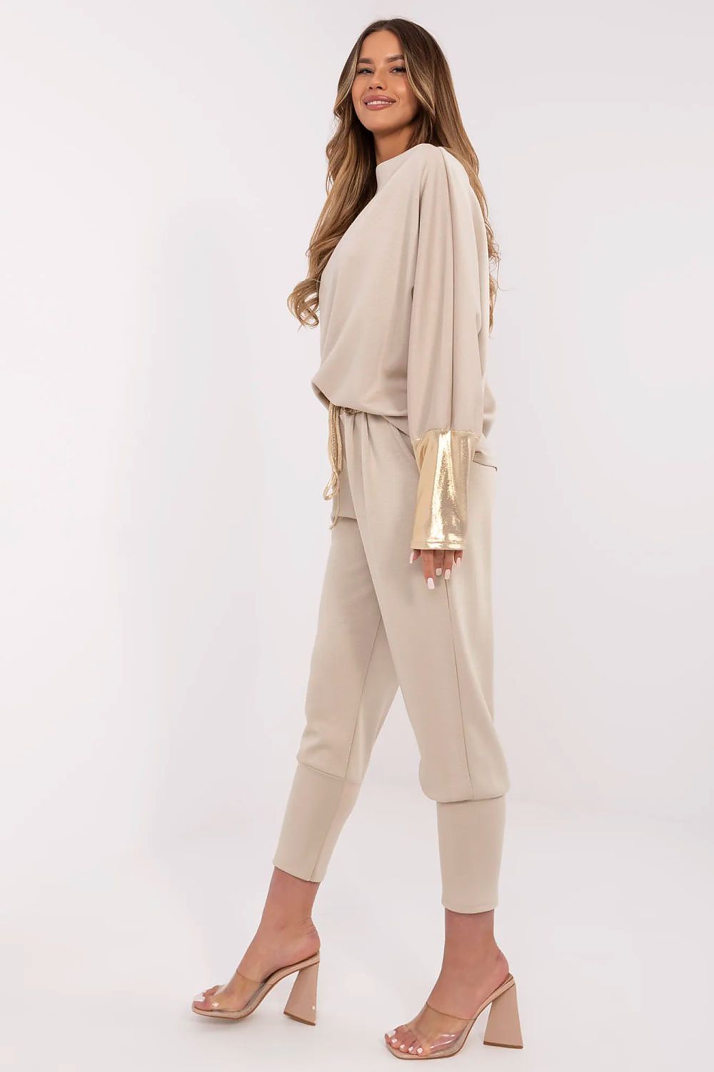 L`ensemble model 209500 Italy Moda