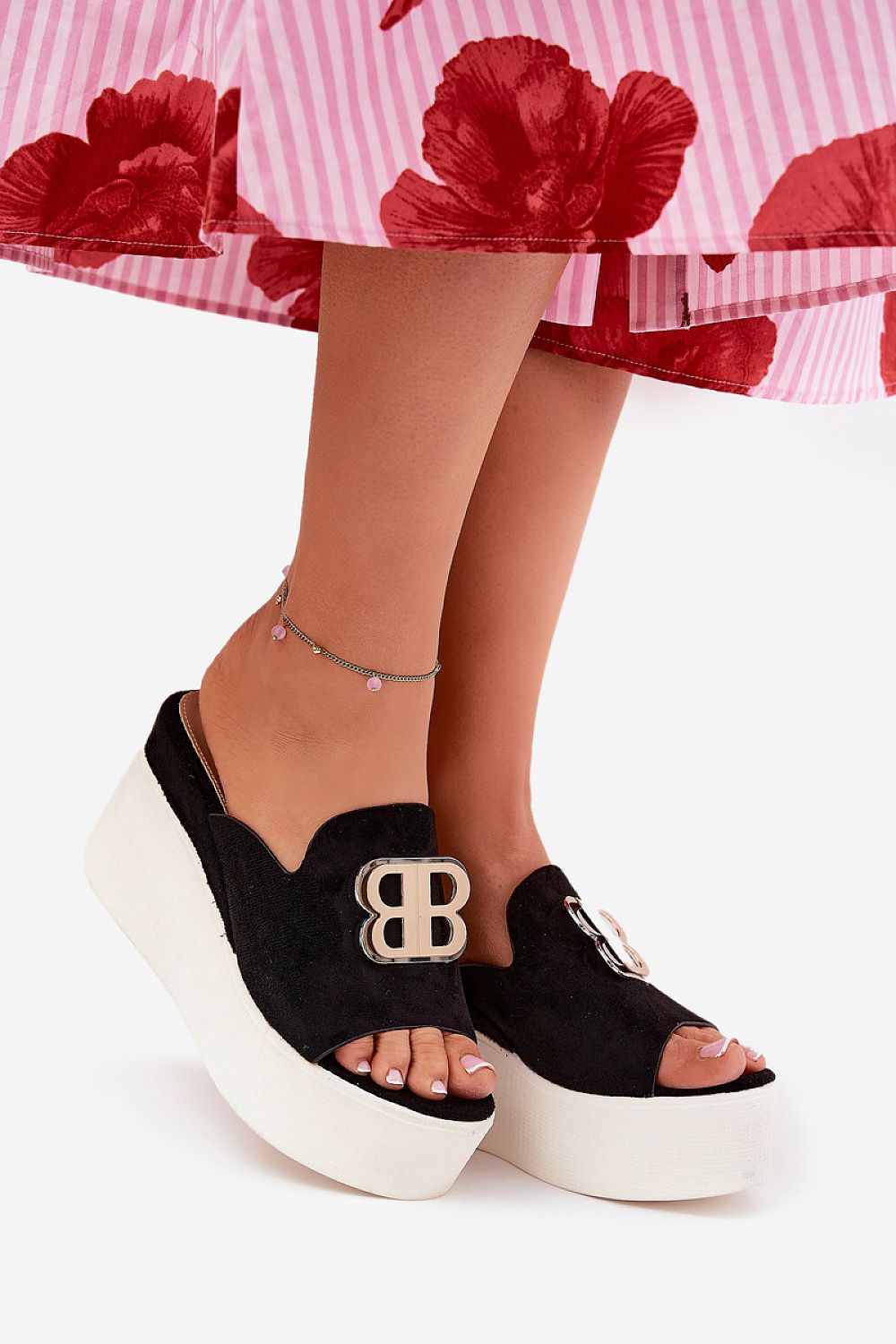 Clacquettes model 209972 Step in style