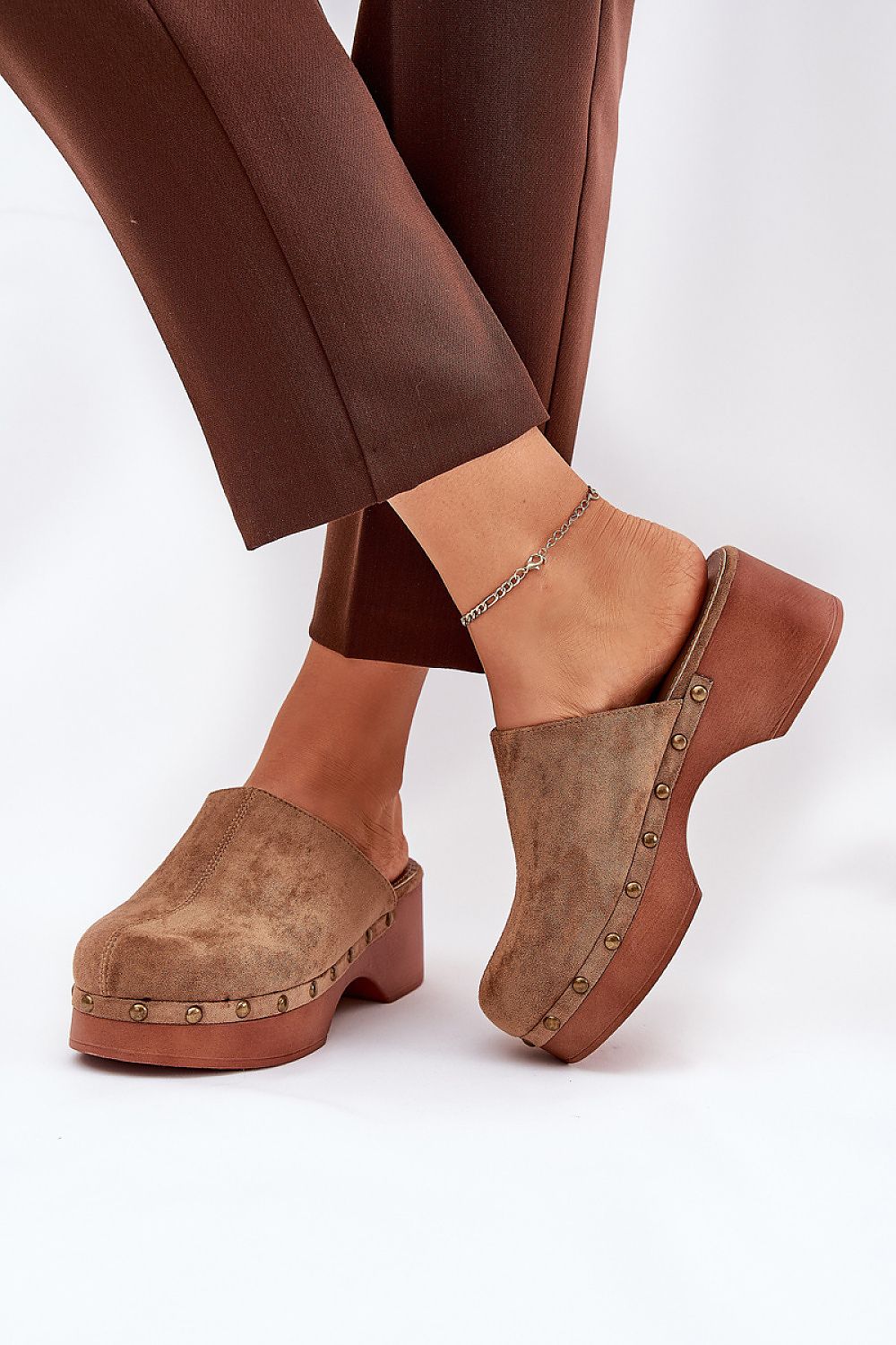 Clacquettes model 209974 Step in style