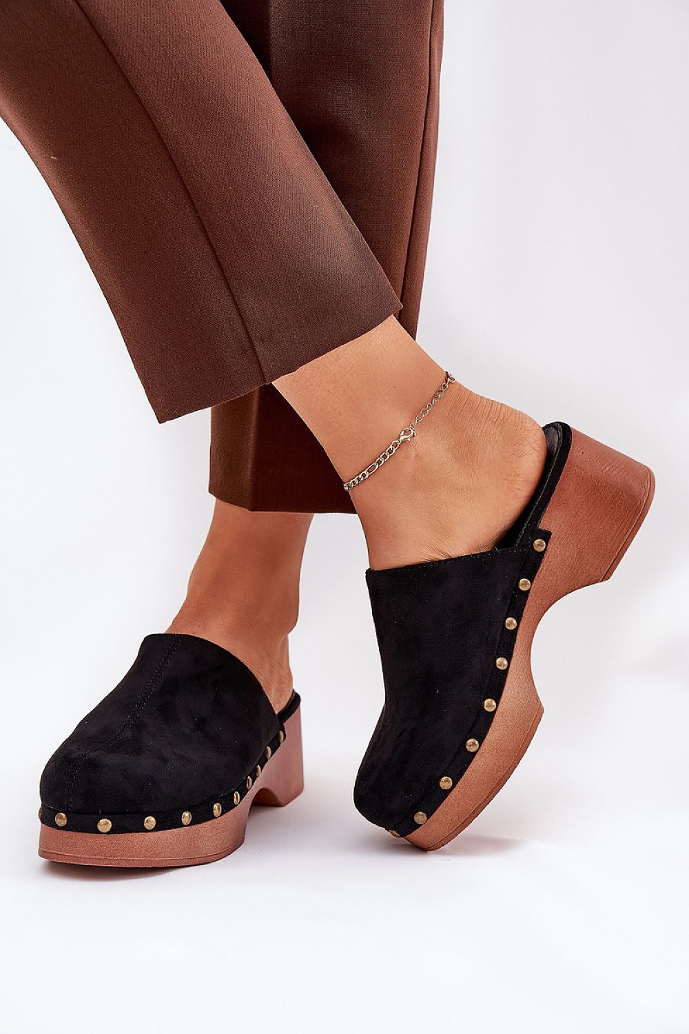 Clacquettes model 209975 Step in style